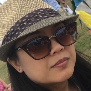 Meet your Posher, Melissa